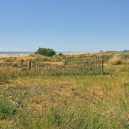 Вілла Comfortable For 6 Guests - Beahost *