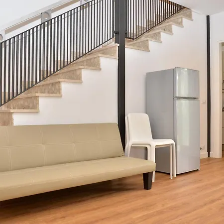 Comfortable For 6 Guests - Beahost ביביונה