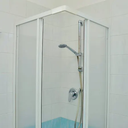 Вілла Comfortable For 6 Guests - Beahost Бібіоне